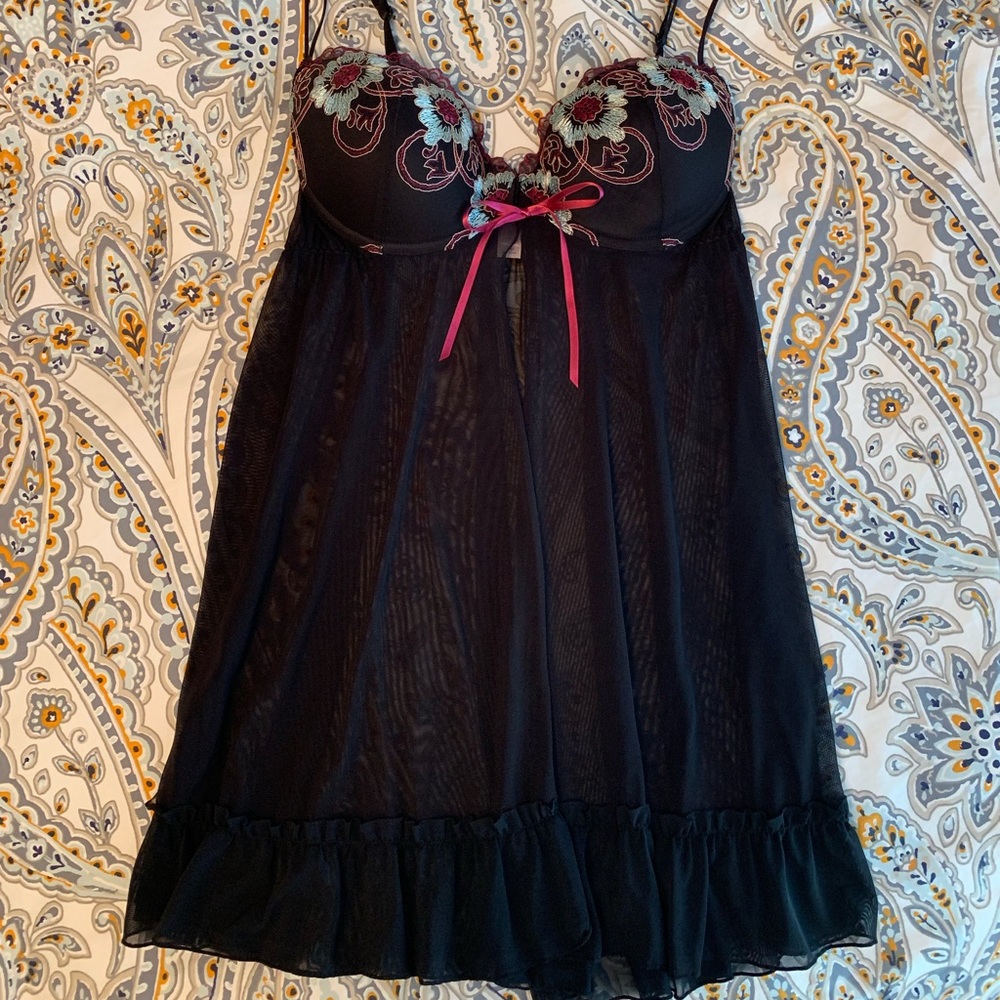Inner Secrets sheer front clasp babydoll